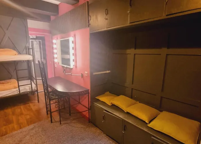 Amsterdam Downtown Hotel Canal View